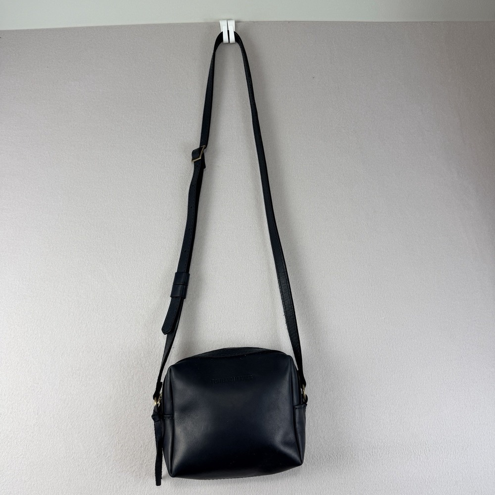 Portland Leather Black Crossbody Camera Leather Purse Bag Adjustable Strap